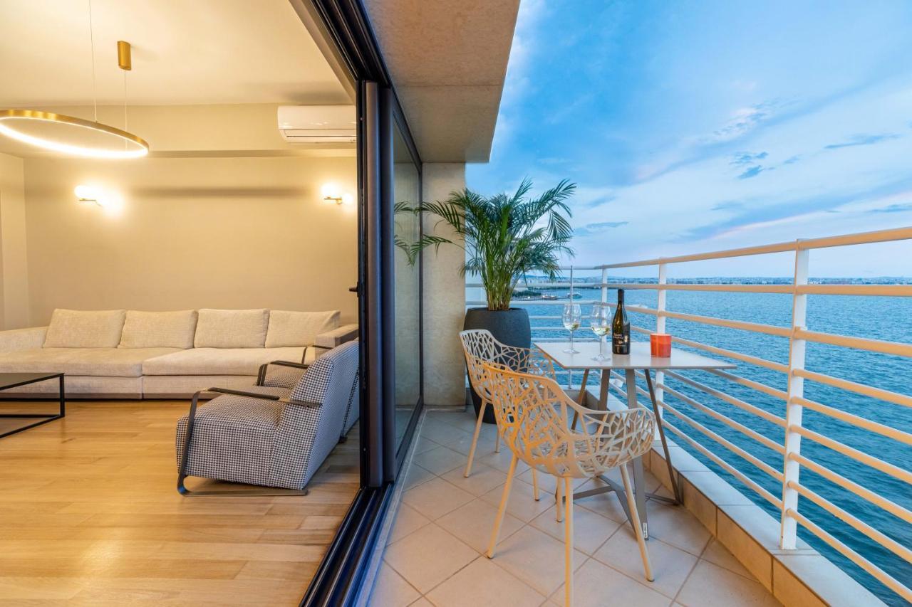 Iconic Salonica Suite Seafront ภายนอก รูปภาพ