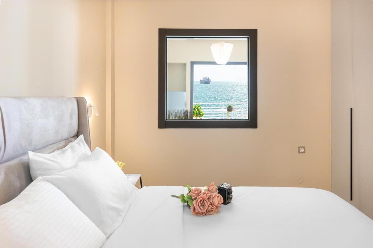 Iconic Salonica Suite Seafront ภายนอก รูปภาพ