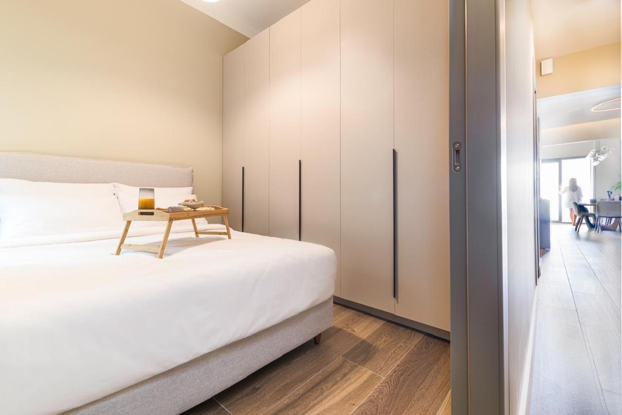 Iconic Salonica Suite Seafront ภายนอก รูปภาพ