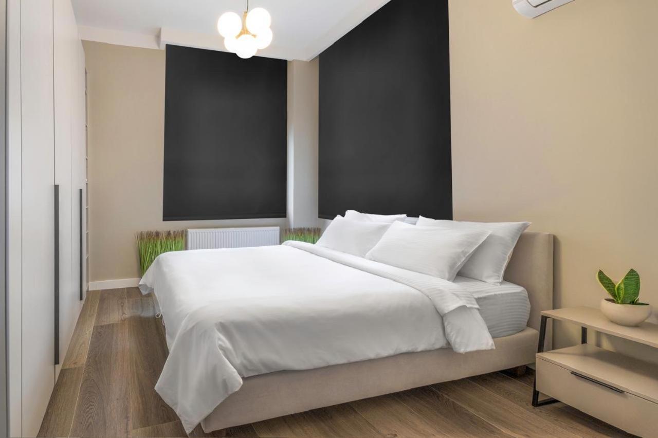 Iconic Salonica Suite Seafront ภายนอก รูปภาพ
